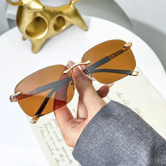 ✨Sunglasses with UV protection